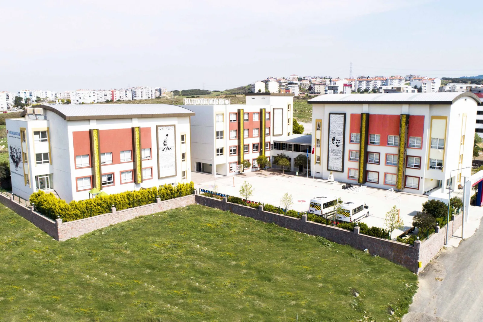 İzmir Fen Bilimleri Okulları Aliağa Kampüsü - Gökar Proje
